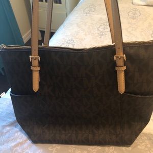 Michael Kors Monogram Jet Set Travel Tote